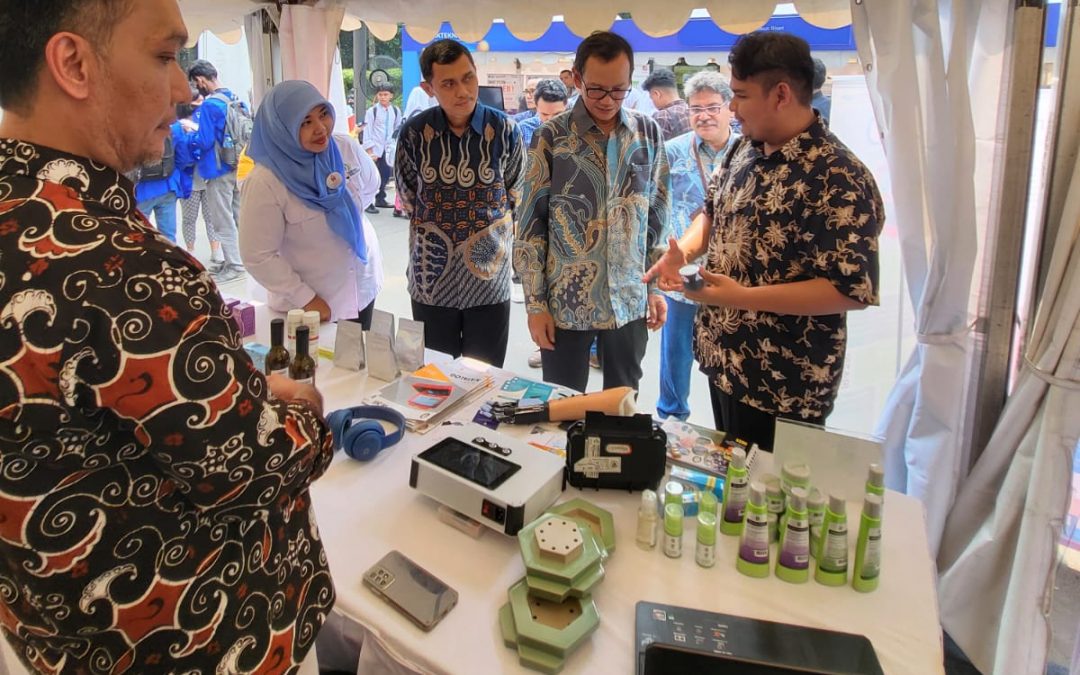 UNDIP SUKSESKAN PERINGATAN HARI KEBANGKITAN TEKNOLOGI NASIONAL (HAKTEKNAS) KE-28 TAHUN 2023 DI GBK JAKARTA